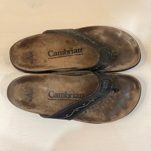 CAMBRIAN Sandal | Cork Footbed Thong Sandal